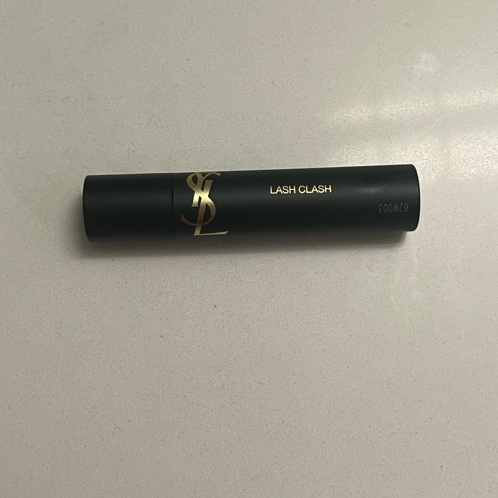 NEW Yves Saint Laurent Lash Clash Extreme Volume Mascara